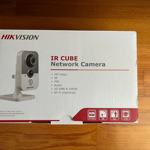 Hikvision surveillance camera like new DS-2CD2410F-IW 1MP