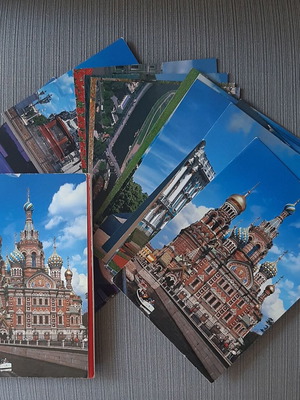 St Petersburg Russia book with 16 postcards from 1990s