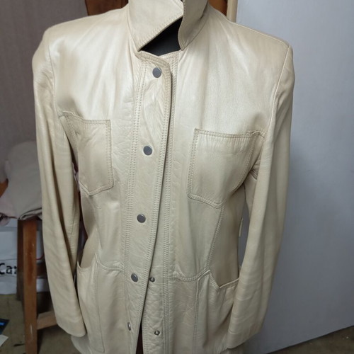 Women's leather coat size 44 cream like new