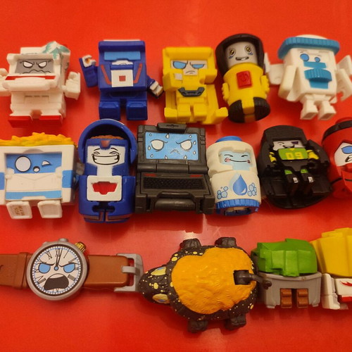 Botbots Hasbro like new, pack of 15 genuine figures