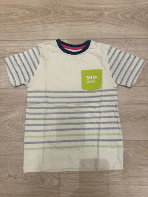 Μπλουζάκι για αγόρια Mothercare καινούργιο, μέγεθος 128 εκ, άσπρο και μπλε