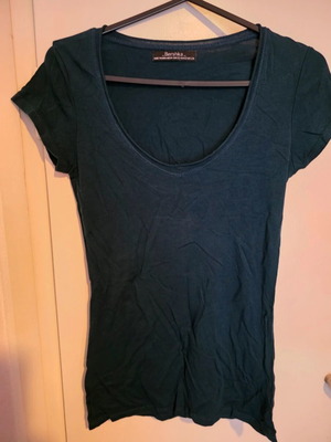 Bershka V-neck short sleeve top like new, petrol green, XS