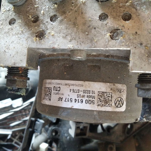 ABS pump ESC Seat Leon III 2.0 TDI 5Q0614517AF used