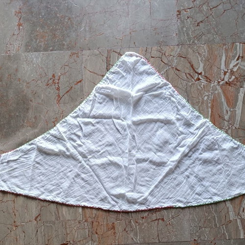 Traditional white scarf like new