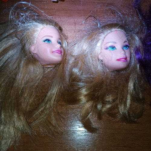 Κούκλες Barbie μεταχειρισμένες με παρελκόμενα, πακέτο