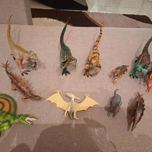 Dinosaurs like new