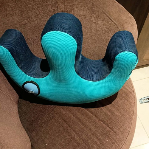 Special inflatable pillow like new for bedridden patient care