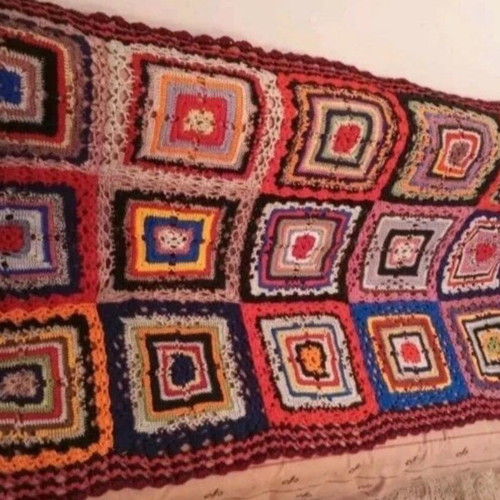 Knitted handmade wool blanket used, 1.90×1.10 m