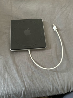 Apple CD case like new