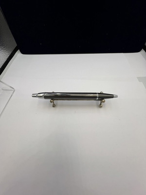 Parker pen like new without box