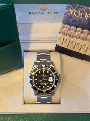 Rolex Submariner Date 16610 1995 like new, 40mm sapphire crystal