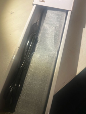 Kemei hair straightener new
