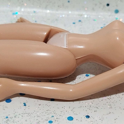 Bratz Play Sports Cloe doll used with flaws