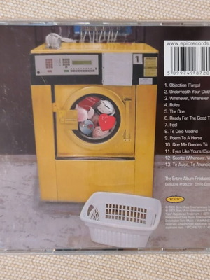 Shakira Laundry Service CD σαν καινούργιο, Latin