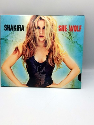 Shakira She Wolf CD like new, pop