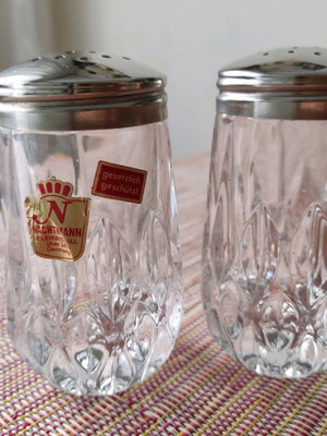 Nachtman salt and pepper set like new with sticker