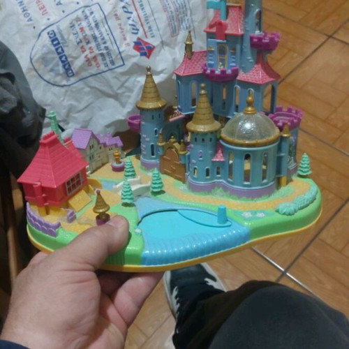 Polly Pocket Disney Η Πεντάμορφη και το Τέρας μαγικό κάστρο από το 1997