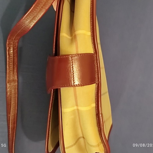 Burberry Nova Check Shoulder Bag like new, canvas and leather