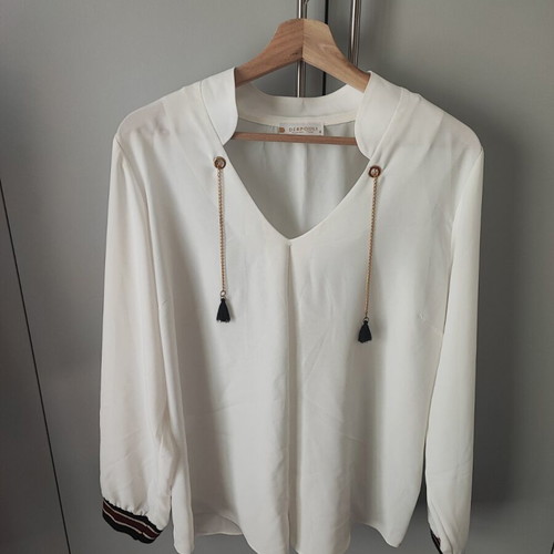 Beige-Cream Long Sleeve Blouse Derpouli Like New Size 4