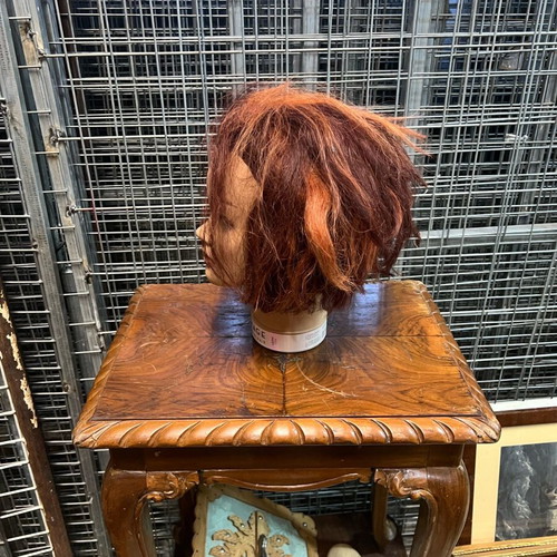 Hairdressing doll head used with wear