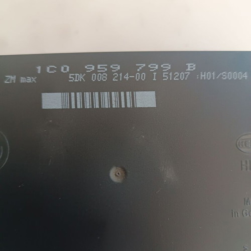 Plaqueta for Group VAG '98-'04 code 1C0959799B like new