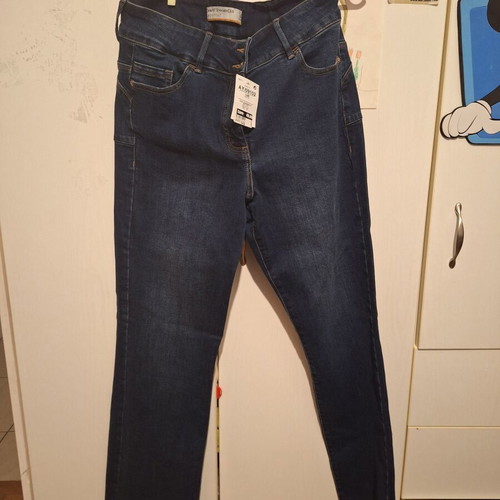 Jeans pants new, size 14, blue with flare