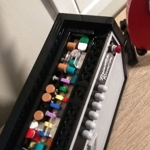 Lego Fender set completed, like new