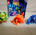 Mystery Monster Surprise figures new, set of 3 pieces