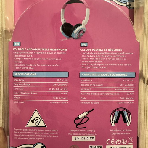 Children's headphones new, wired in original box