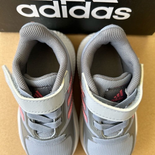 ADIDAS Runfalcon 2.0 kids sneakers like new, size 22