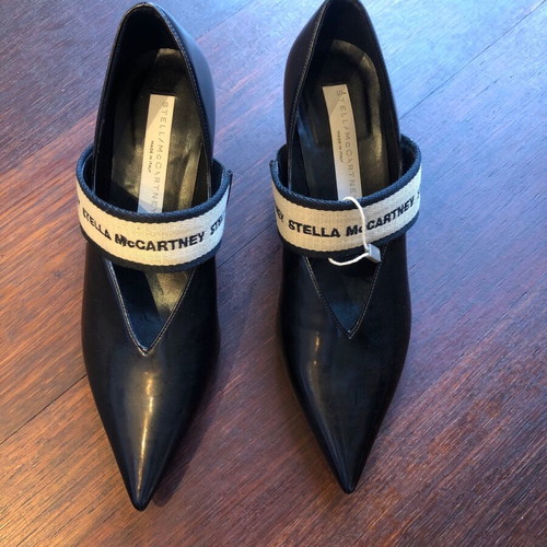 Stella McCartney black pumps size 37 new, vegan leather