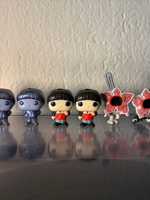 Funko Pop Kinder Joy figures like new, set of 5 pieces
