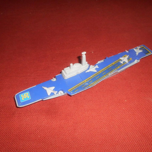 Matchbox Sea Kings K-304 Aircraft Carrier Lesney 1976