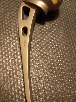 Titanium implant new