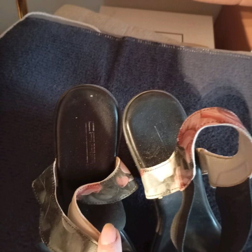 Heeled sandals like new, size 39