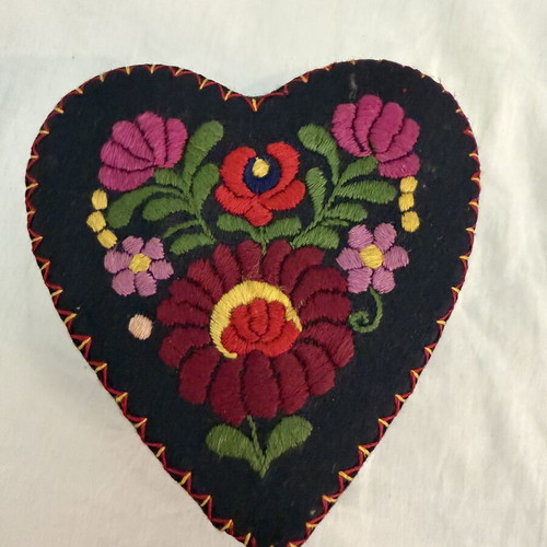 Vintage embroidered heart box used, handmade