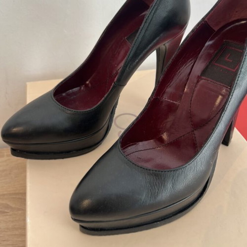 Logan black leather pumps new, 12 cm heels
