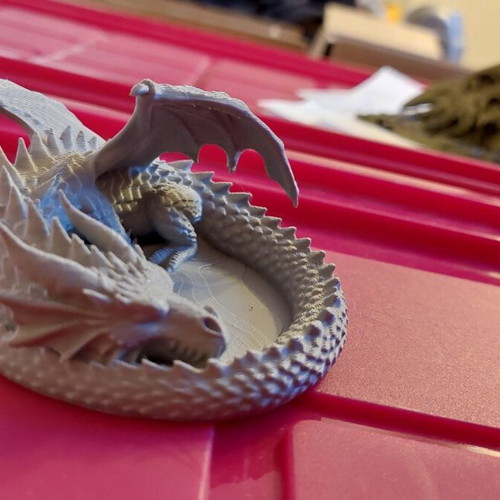 Sleeping Dragon Bowl like new, gray plastic