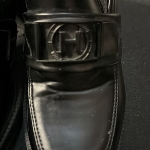 Black pumps like new with thick heel, size 37