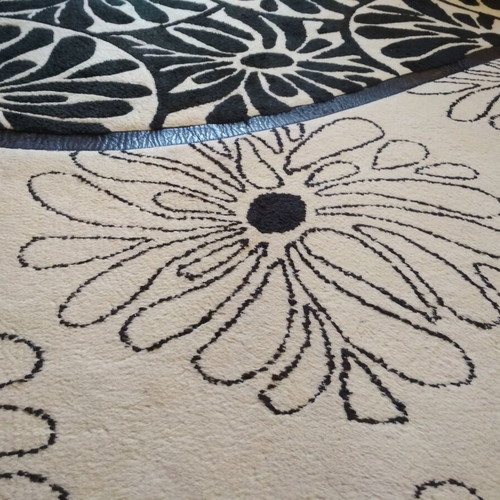 Christina Rossi Newplan rug like new, black and white, 1.60x2.30 m