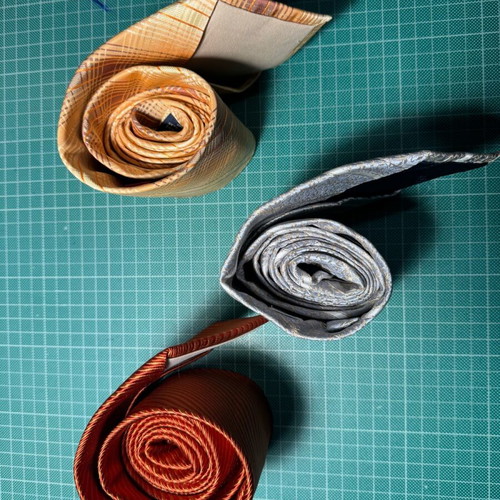 Balmain ties like new, pack of 3 multicolored