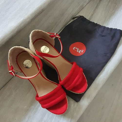 Axe sandals new, size 36, red platform