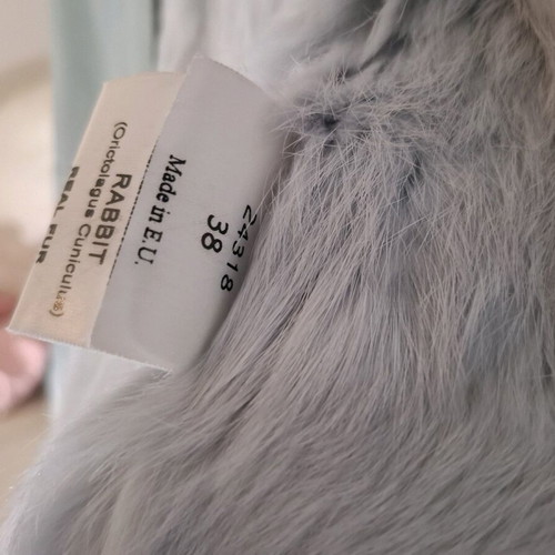 Elegant leather jacket with natural fur, size 38, like new, blue