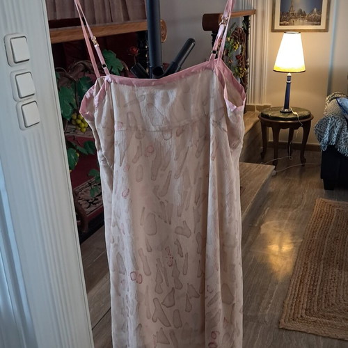 Guess dress used, pink beige shades, with straps and side zipper
