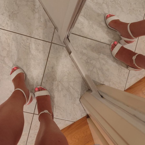 Mourtzi white leather sandals, size 38