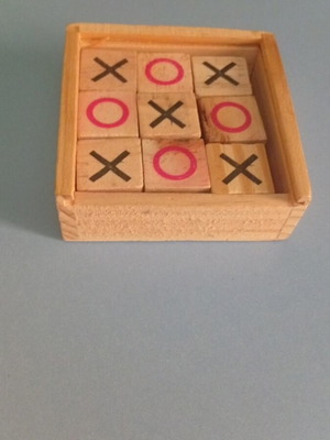 Wooden tic tac toe like new