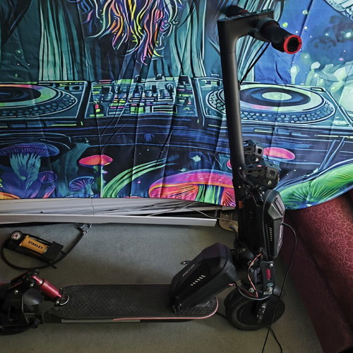 Xiaomi Pro 2 electric scooter used with 48v monorim 500w motor