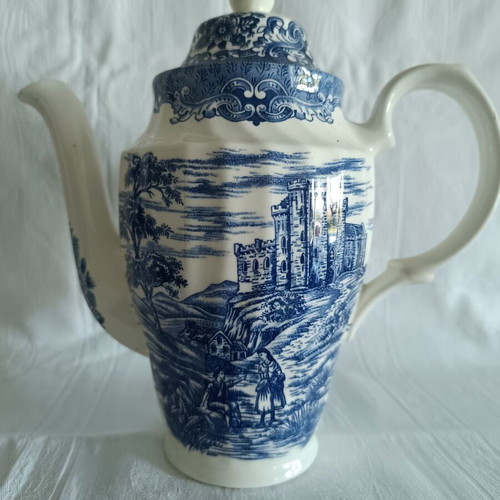 Vintage Old Country Castles coffee set 15 pieces like new