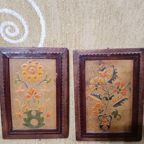 Leather frames like new, 12x17 cm, set of 2