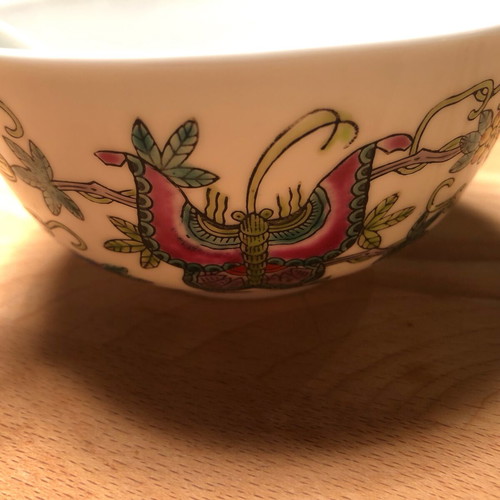 Vintage Chinese porcelain bowl and spoon like new